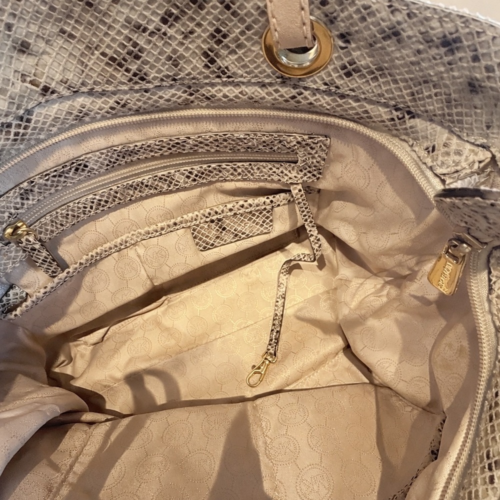 Michael Kors Elegant Snakeskin Tote - Picture 4 of 7